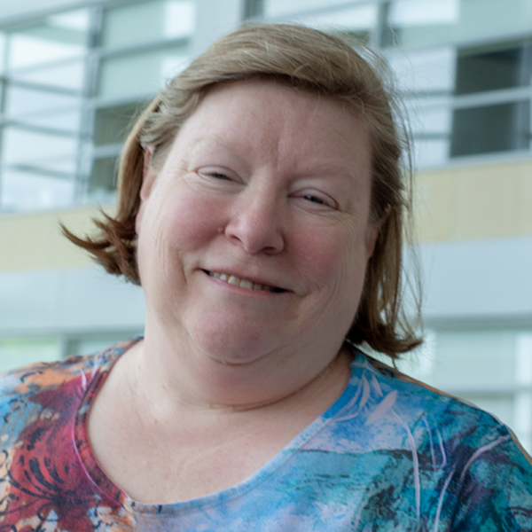 Headshot of Cindy Nucciarone